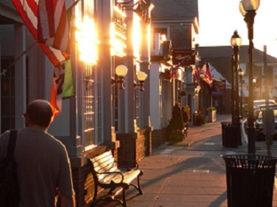 Falmouth Creates Municipal Utility for Broadband to Community